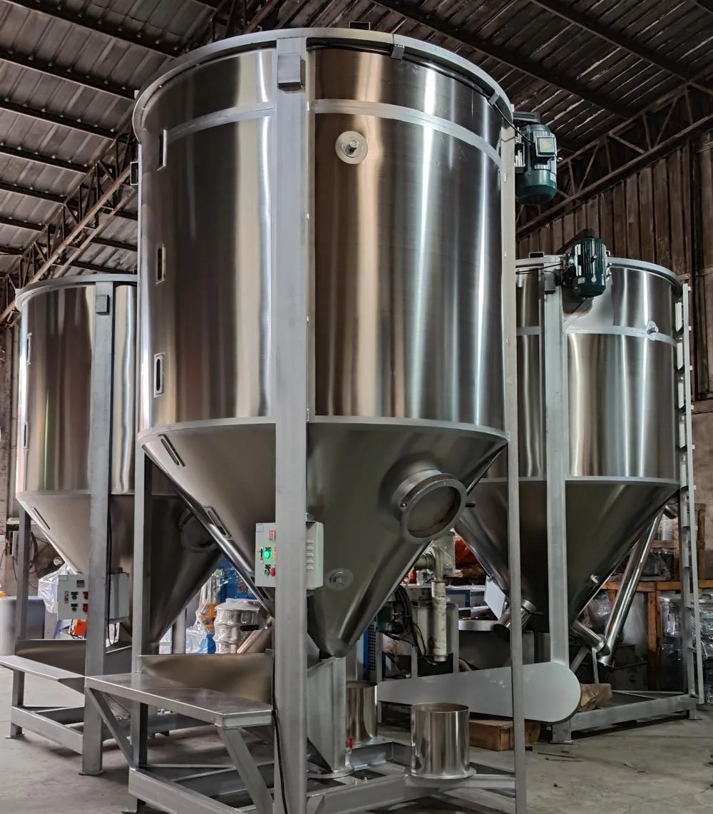 3 Plastic Mixers